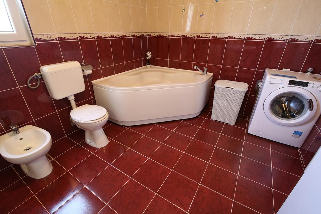 Villa Petra Apartment With Private Pool Makarska Ngoại thất bức ảnh